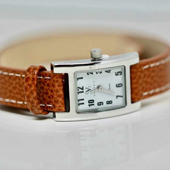 Super cool watch bracelet, new battery. main image 6